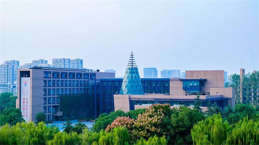 浙江大学城市学院怎么样