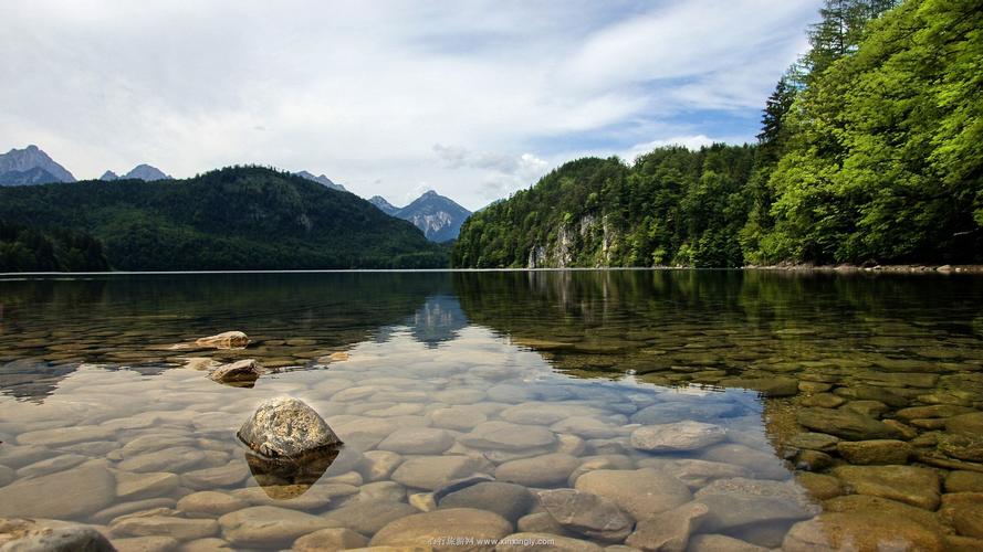 6月适合去哪里旅游