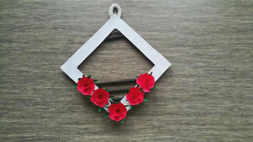 DIY墙纸花的制作-墨子百科 DIY墙纸花的制作