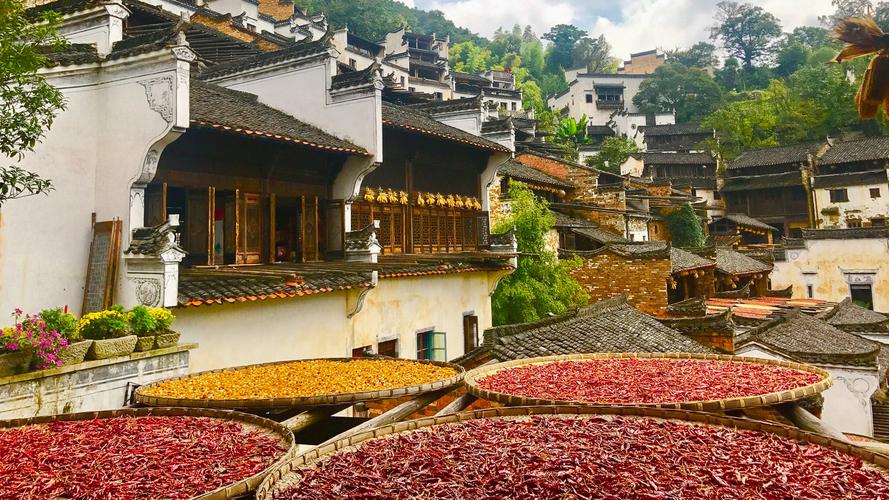 10月份适合去哪里旅游