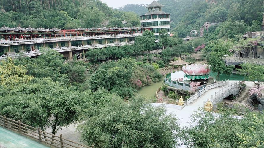 广西龙门水都景区在哪里