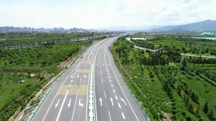 格林至班竹公路改扩建经过哪里