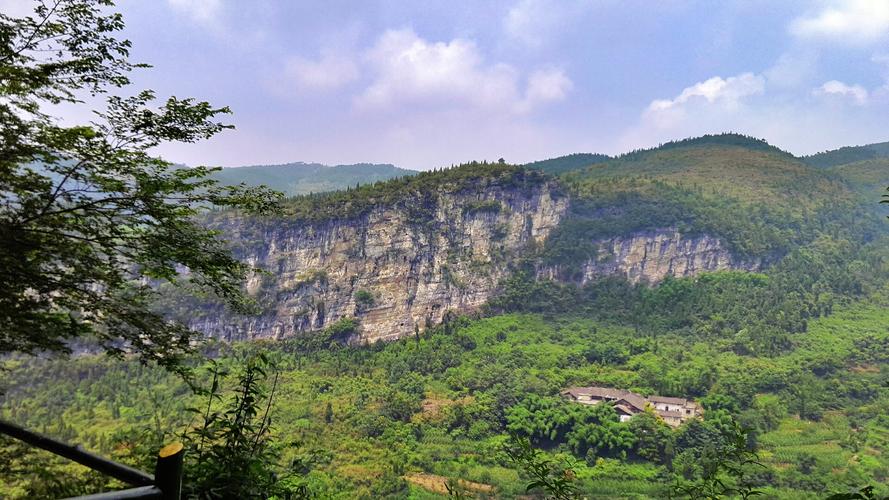 重庆有哪些山旅游景点