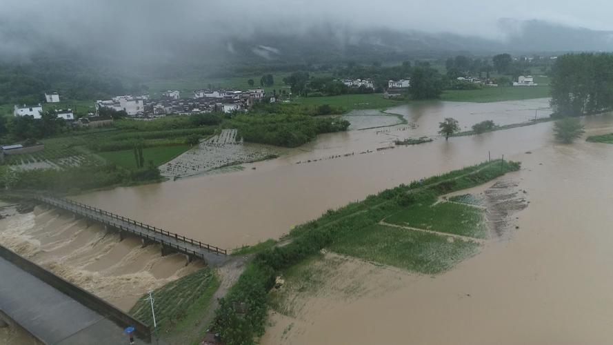 为什么今年雨水这么多