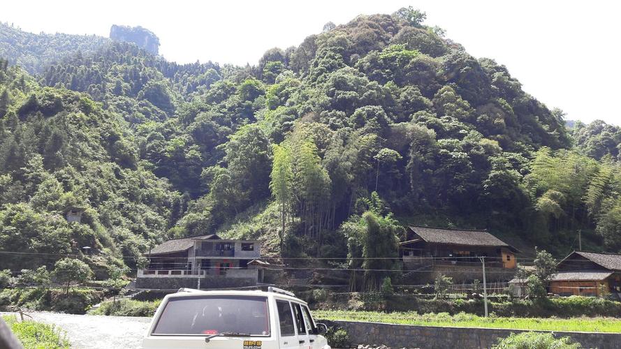 吉首市附近有哪些景点