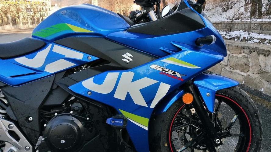 铃木gsx250排量