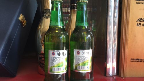 纯生啤酒是哪个厂家的