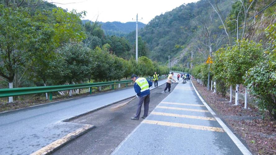 四级公路的标准是什么